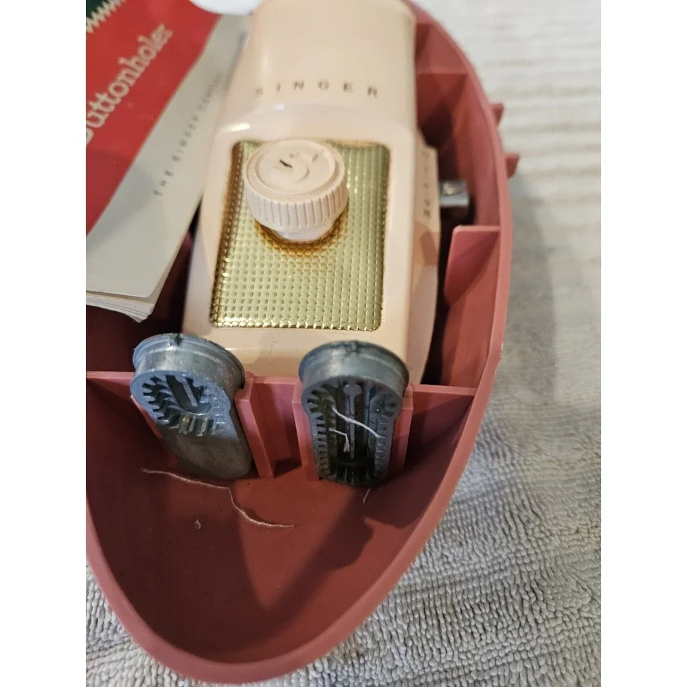 Singer Sewing Machine Buttonholer No.489500 / 489510 In Pink Clamshell Box. 1960